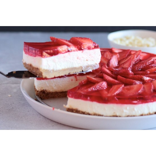 Luxury Strawberry Cheese Cake 16 Portions