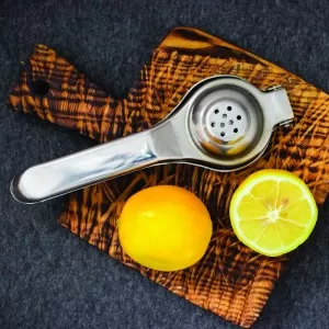 Garnishing & Juicing Tools