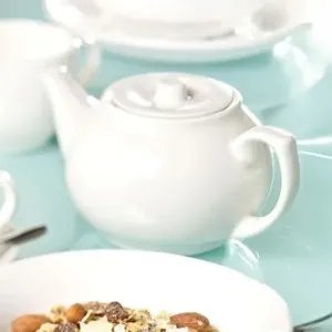 Pure White Teapots & Jugs