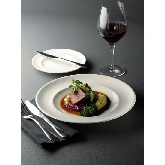 Academy Curve Pasta Dish 26cm / 10 X 6