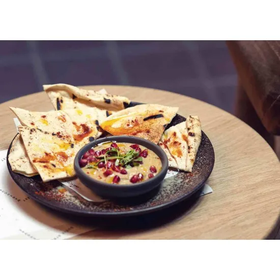 Tora Plate 8.5'' (21.5cm) X 6