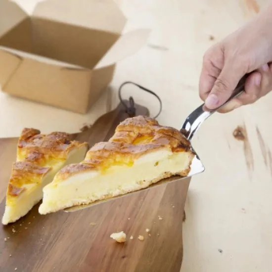 Vogue Pie Lifter - 27.5cm