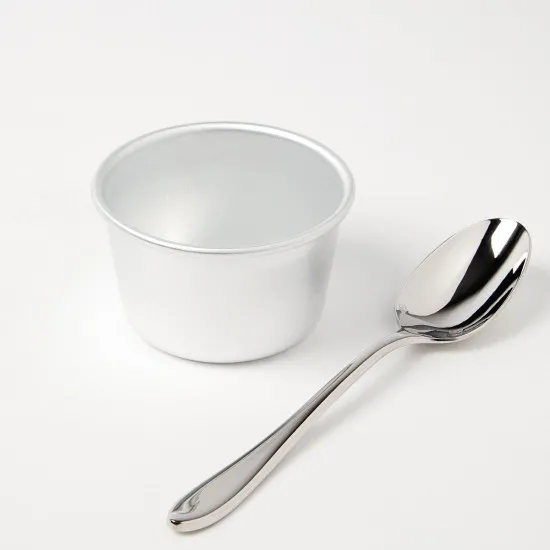 Vogue Aluminium Dariole Moulds - 40x65mm 1 1/2x2 1/2 3.5oz (set 6)''