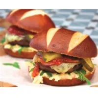 Pretzel Burger Bun 80g X 42 (827923)
