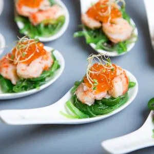 The display features Serveware for buffet presentation