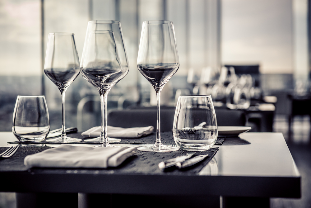How Much Glassware You Need For Your Restaurant